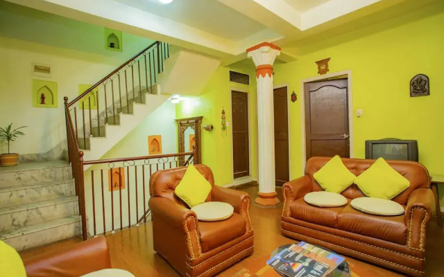 OYO 307 Hari's Home