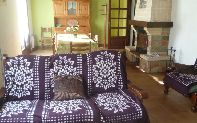 Cosy Chalet in Gerbepal With Terrace