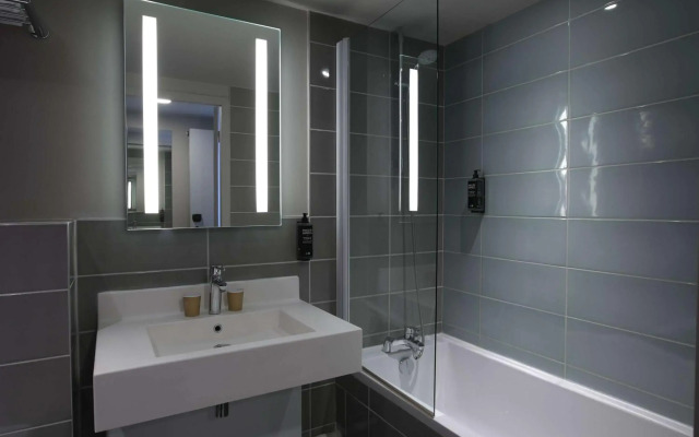 ibis Styles Evry Lisses