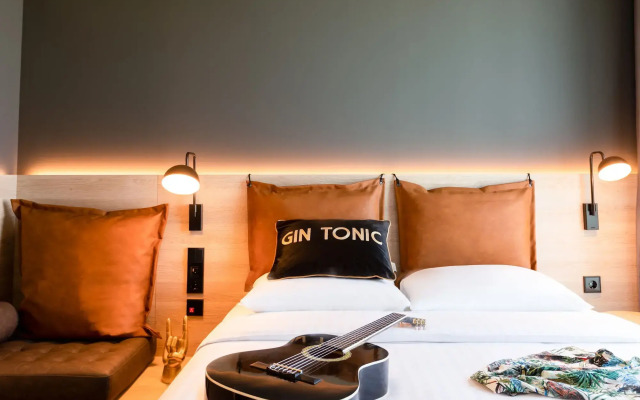 Moxy Utrecht