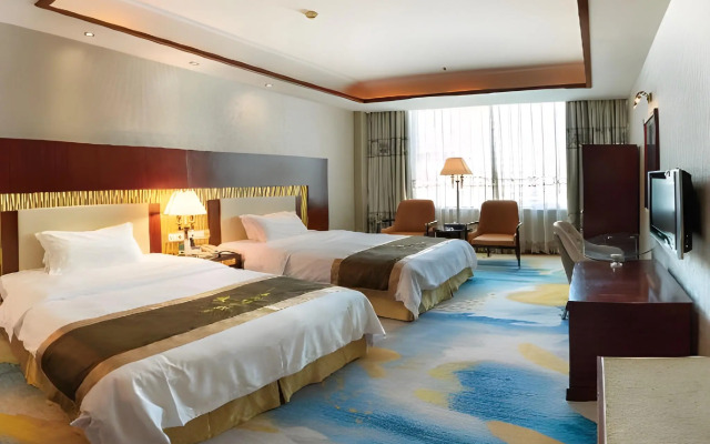 Yijian Holiday Hotel