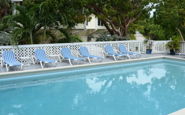 Topsider Resort