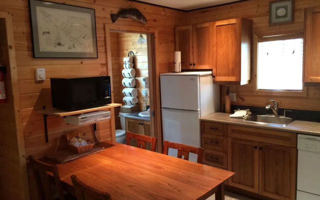 Wild Pacific Waterfront Cabins