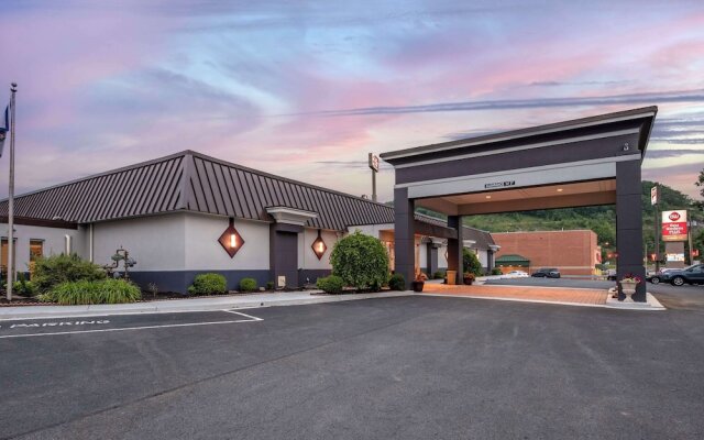 Best Western Plus Bridgeport Inn