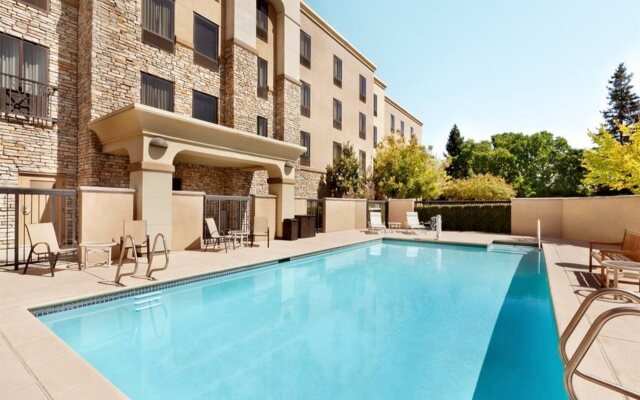 Hampton Inn & Suites West Sacramento