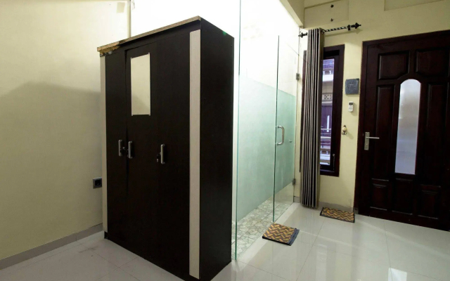 RedDoorz near Petra University