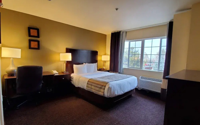 Comfort Inn & Suites