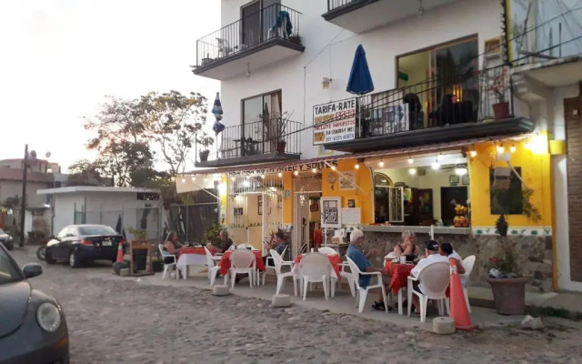 Casa Ana Ruth Hotel y Suites