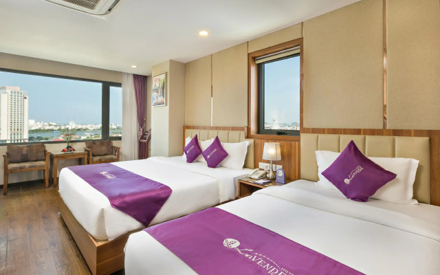 Lavender Riverside Hotel