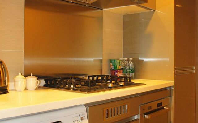 She & He Hotel Apartment - River Class