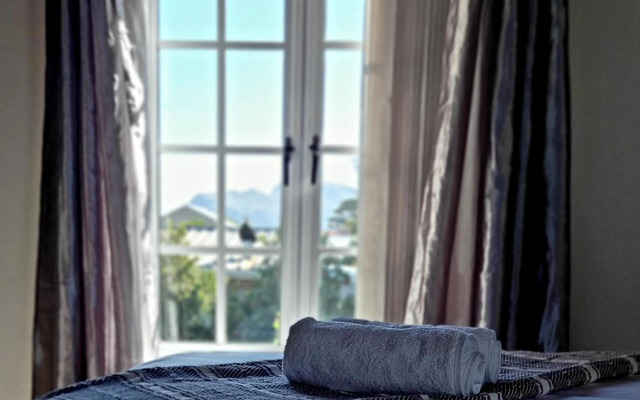 Mond Kleine Guest House