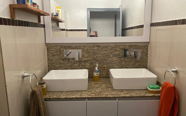 Appartement à Mermoz, nettoyage journalier gratuit