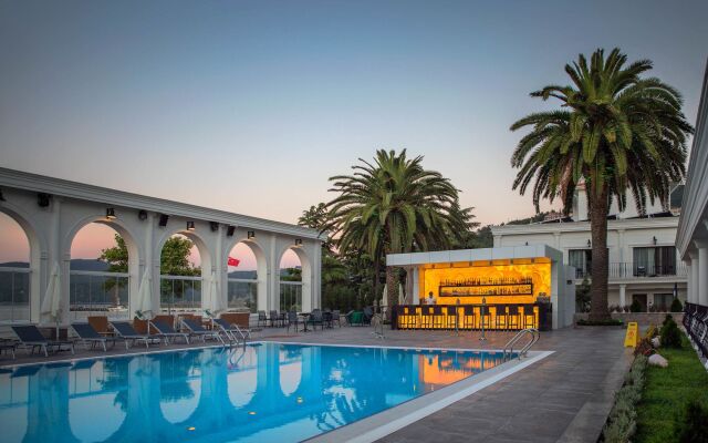 Northdoor Hotel