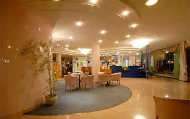 B&B Hotel Latina