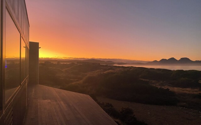 Elements - Freycinet Holiday Houses