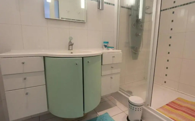 Appartement avec vue mer à 50m de la plage proche thalasso casino et restaurants FR 1 481 157