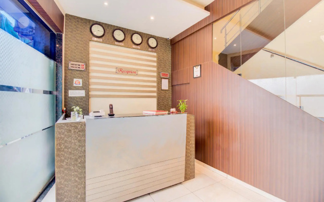 FabExpress Emerald Inn