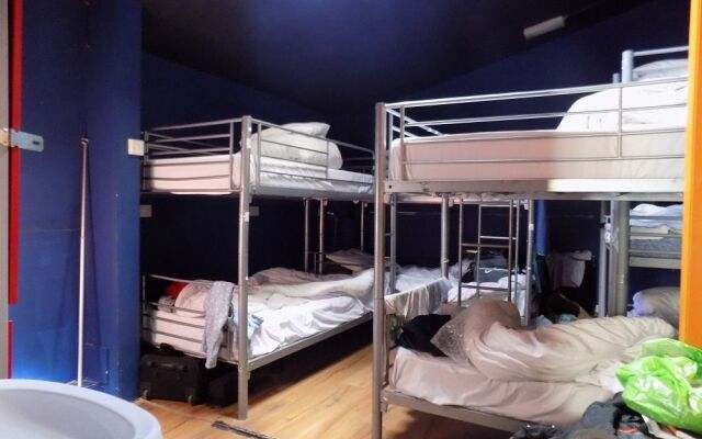 Phoenix Hostel
