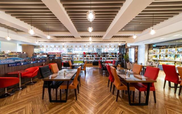 Fish Hotel - Pingtung