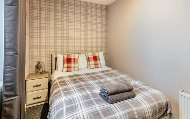 Townhouse Apartments Montrose