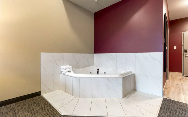 Best Western Plus Dauphin