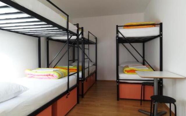 Hostel Alieti