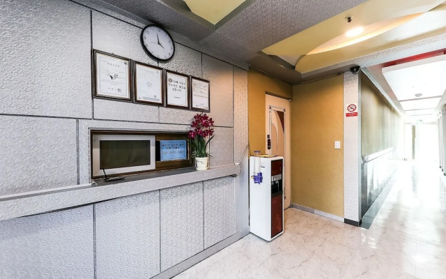 Boryeong QQ Motel