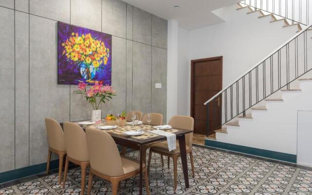 Lim's house - The Market Hideout House