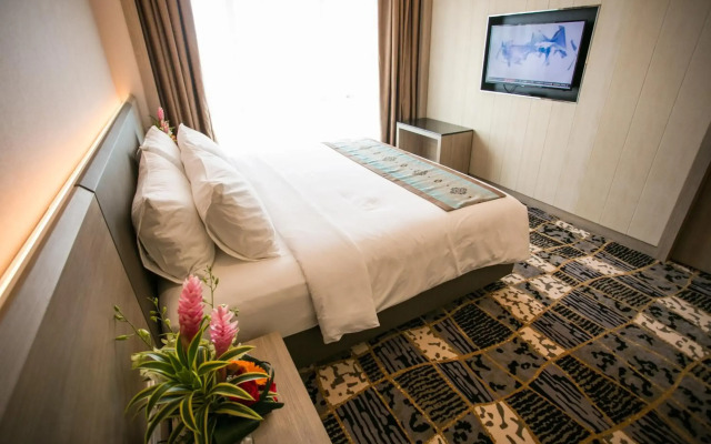 V8 Hotel