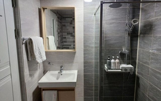 Tongyeong Bridge Hotel