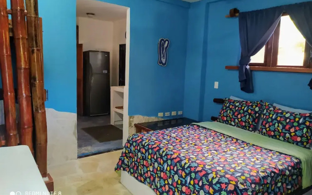 Room in Lodge - Method Living Tropical Edition 50024