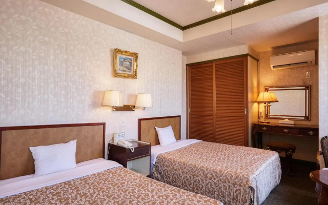 Sunrise Hotel Okinawa
