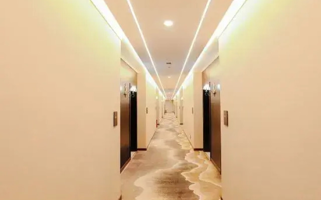 Manding Boutique Hotel