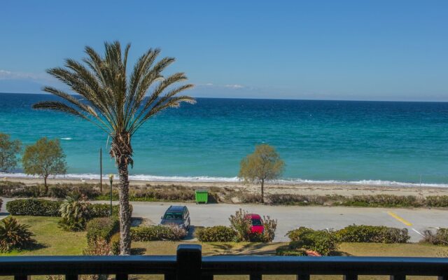 Poseidi Beachside Maisonette