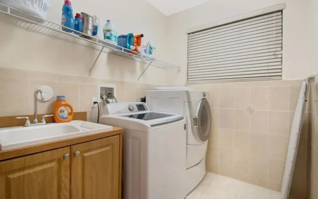 Walk to Beach Spacious Estate with Hot Tub & Game Room