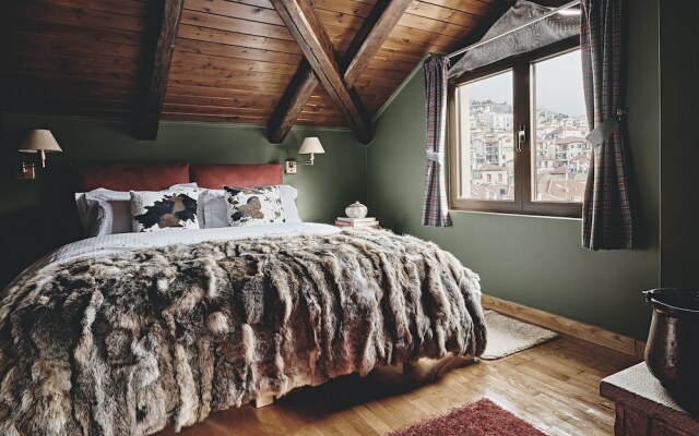 Nostos Suites by White Hills