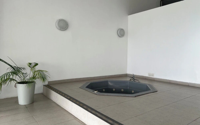 Oceana Suites Geomar II