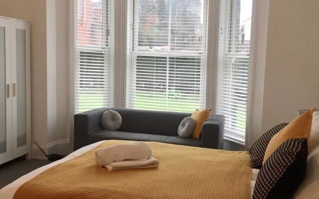 Golden Triangle Ensuites