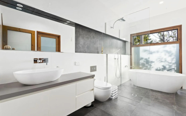 Kingfisher Beach House