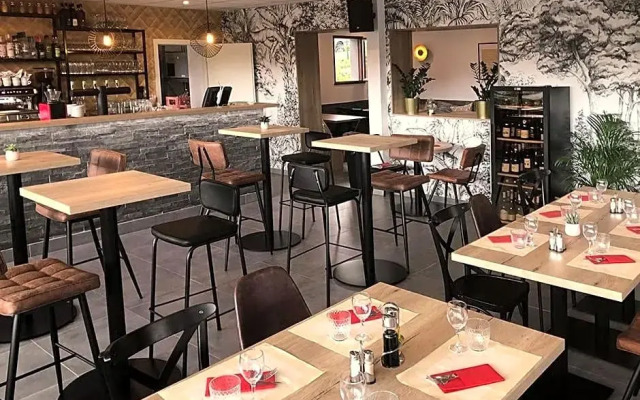 Hotel The Originals Annecy Nord (ex P'tit-Dej Hotel)