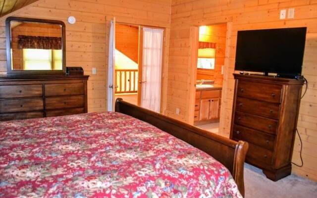 Camp Pinemere 5 Bedroom Home