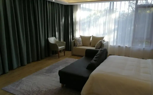 Lushan Xinyuan Hotel