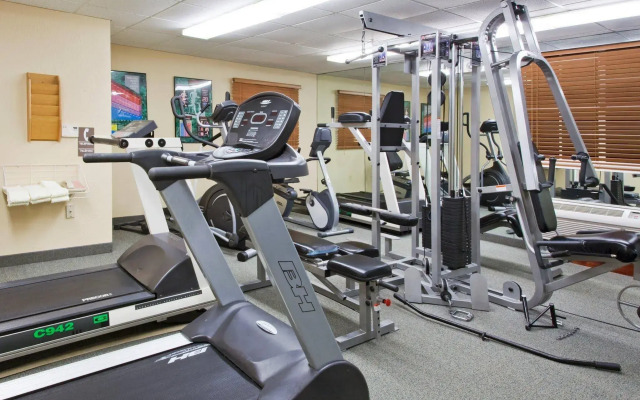 Sonesta Simply Suites Miami Airport Doral