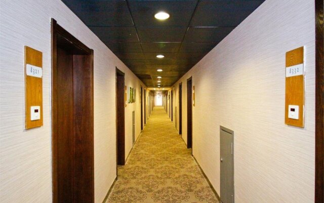 7+1 Business Hotel Hefei