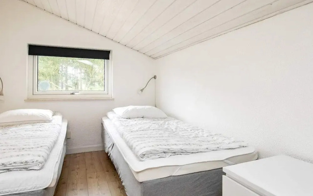 10 Person Holiday Home in Blavand