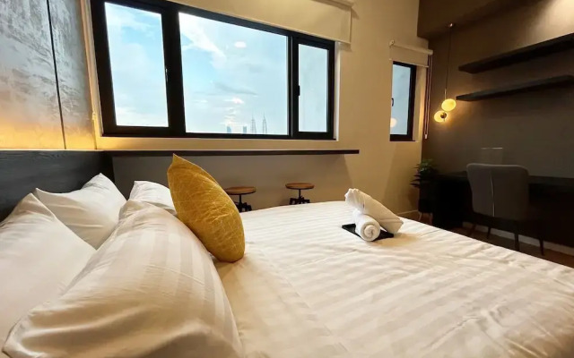 Chambers Residence, Sunway Putra Mall