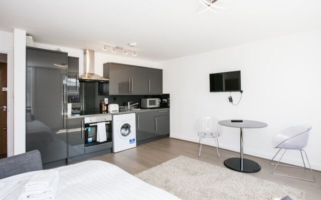 1 Bedroom Flat Sleeps 4 In Hackney