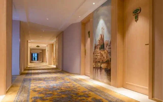 Vienna International Hotel Shen Zhen Buji Dafen shop