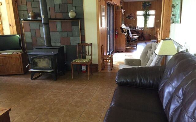 Artha Bed and Breakfast