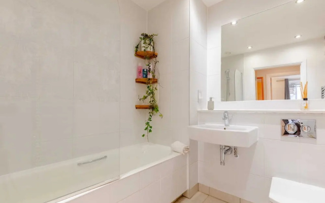 Vibrant & Inviting 1BD Flat, Heart of Haggerston!